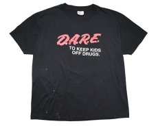 画像1: Used S/S Print Tee "D.A.R.E" (1)