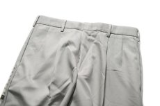 画像2: Deadstock Dockers Pleated Microfiber Slacks Pants Relaxed Fit #2202 Stone (2)