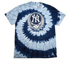 画像1: Liquid Blue MLB New York Yankees Steal Your Base Tie-Dye T-Shirt (1)