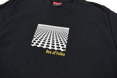 画像2: Used Quiksilver S/S Print Tee "Sea of Holes [from the Beatles Album “Yellow Submarine”] " (2)