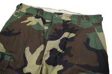 画像2: Deadstock Us Army Rip Stop Combat Trouser Woodland Camo (2)