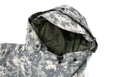 画像4: Deadstock Barrier Wear ECWCS Gen1 Parka Digital Camo (4)