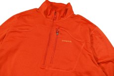 画像2: Used patagonia R1 Pullover (2)