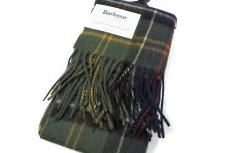 画像2: Barbour Lambswool and Cashmere Tartan Scarf バブアー (2)