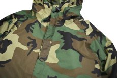 画像2: Used Us Army ECWCS Gen1 GORE-TEX Parka Woodland Camo (2)