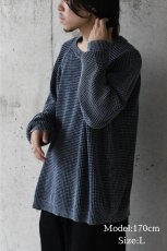 画像5: A.R.P.  Washed Cotton Mineral Breach Oversized Sweater Indigo Blue (5)