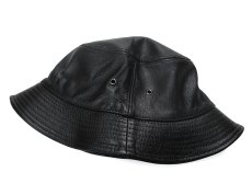 画像1: Winner Caps Leather Bucket Hat Black (1)