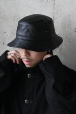 画像4: Winner Caps Leather Bucket Hat Black (4)