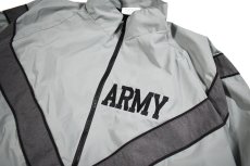 画像2: Deadstock Us Army PT IPFU Army Nylon Jacket (2)