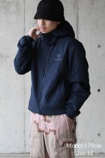 画像2: ARC'TERYX Atom Hoody Black Sapphire アークテリクス (2)