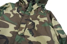 画像2: Used Us Army ECWCS Gen1 GORE-TEX Parka Woodland Camo (2)