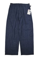 画像1: Fraizzoli Pleat Seamless Denim Slacks  (1)