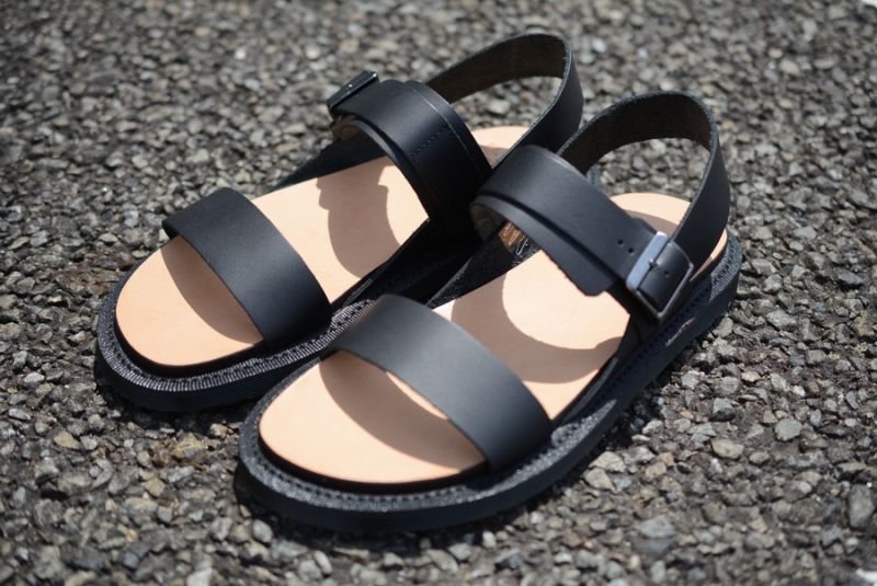 dr martens kennet sandals